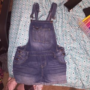 Suspenders for junior girls